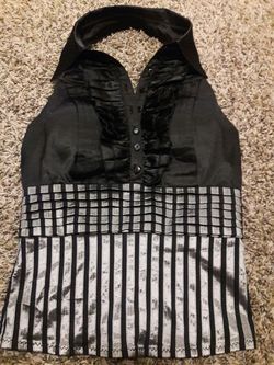 Size Medium womens shoulderless blouse