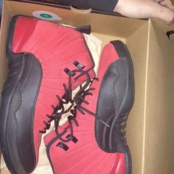 Jordan 12 Reverse Flu Game 