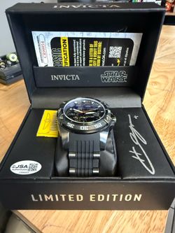 JSA verified Signed Hayden Christensen Invicta limited edition 31692 Star Wars Darth Vader watch