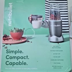 Happiest Baby snoo smart sleeper - everything you need!  (1) Snoo bassinet fully assembled  (1) Snoo mattress  - Snoo instruction manuals (2) mattress