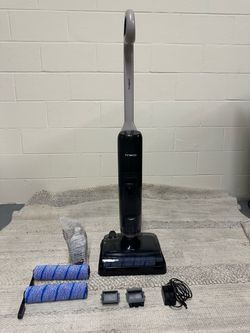 Tineco iFLOOR 3 Ultra Cordless Wet/Dry Vacuum & Mop – Like New – Extras