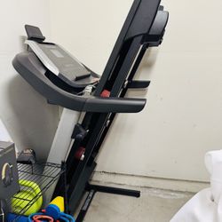 PRO FORM TREADMILL