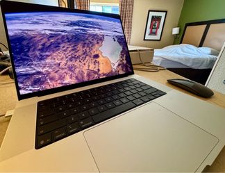 16-inch MacBook Pro M5 Pro, 48GB RAM, 1TB SSD