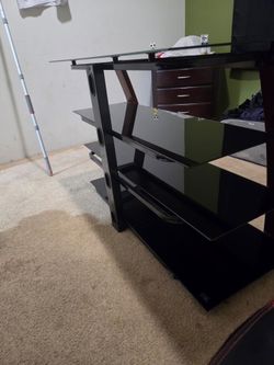 Entertainment center