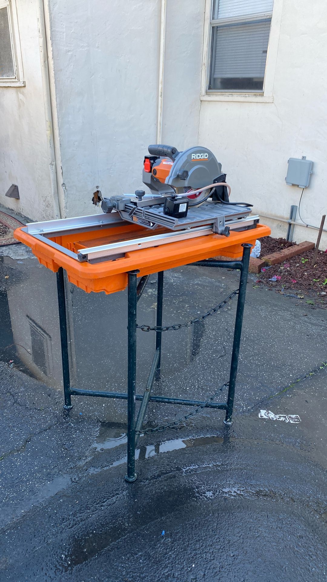 Tile Saw With Blade And Stand