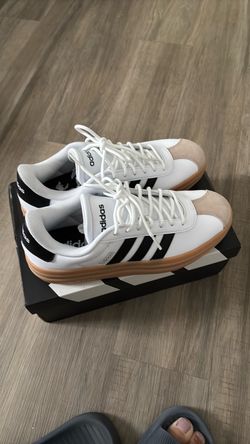 Adidas Court Bold