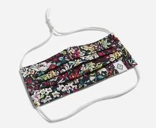 Vera Bradley pleated cotton adjustable face mask