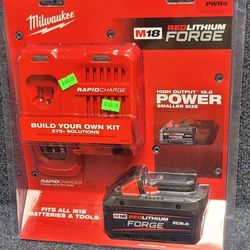 Milwaukee
M18 18-Volt Lithium-Ion REDLITHIUM FORGE Starter Kit with 8.0Ah Battery and Rapid Charger