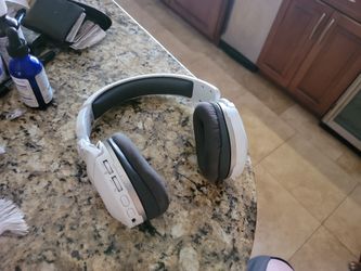 Turtle Beach 600 Stealth Witeless Ps,Xbox Headset.