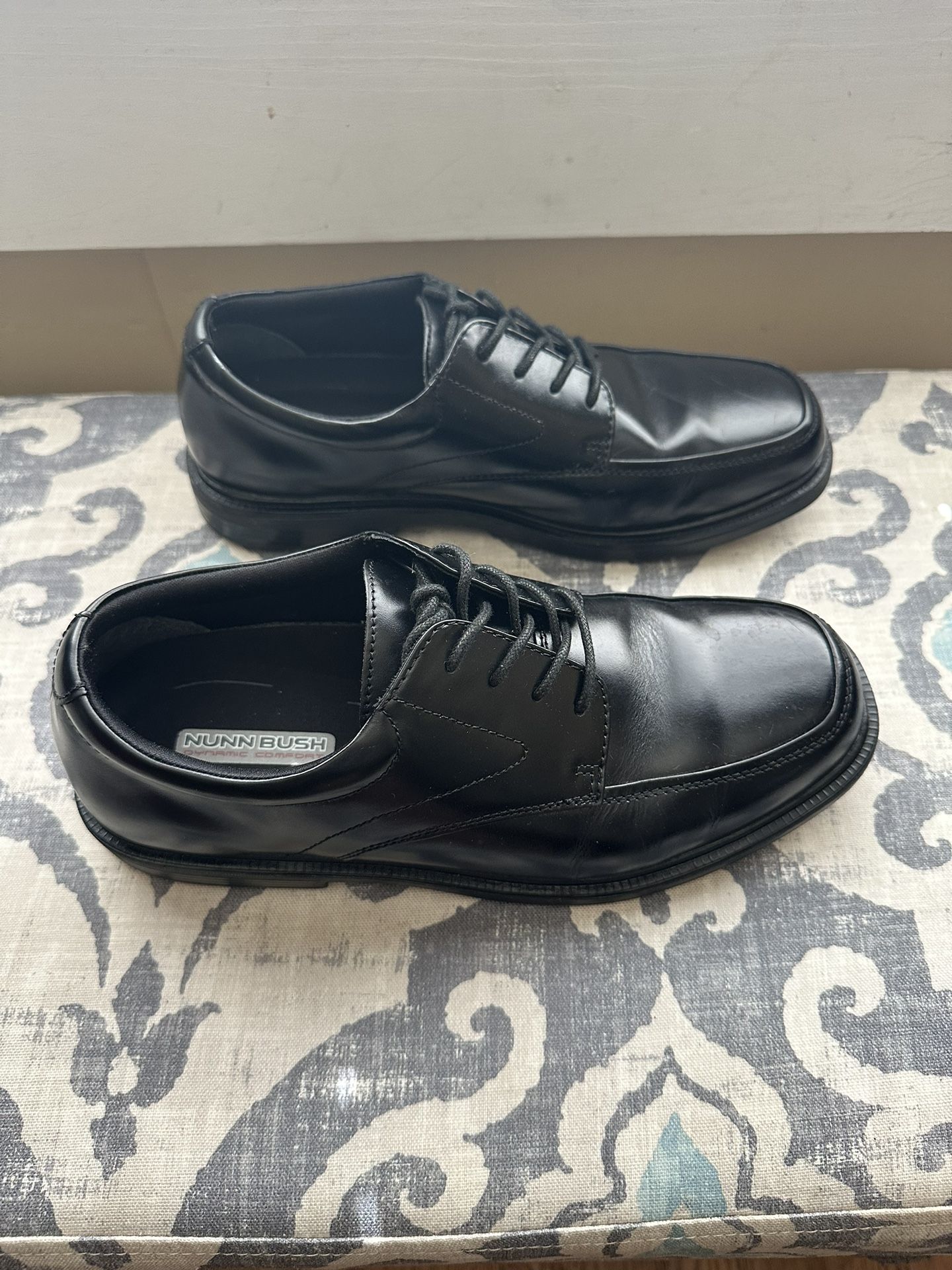 Nunn Bush Men’s Black Lace-up Dress Shoes 9.0 Med