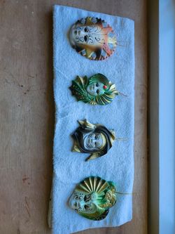 Vintage Italian Ceramic Wall Masks Set - Hand-Painted Venetian Carnival Decor