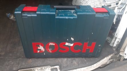 Bosch SDS hammer/drill heavy duty ready to work only cash or quick payment accepted