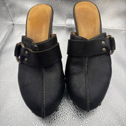 Frye Reese Ring Mules 73515 Size 9M  Rare