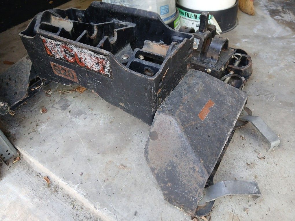 $100 Trailer Hitch For 5th Wheel