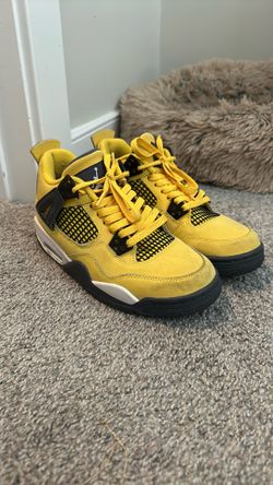 Nike Jordan 4 Retro Lightning