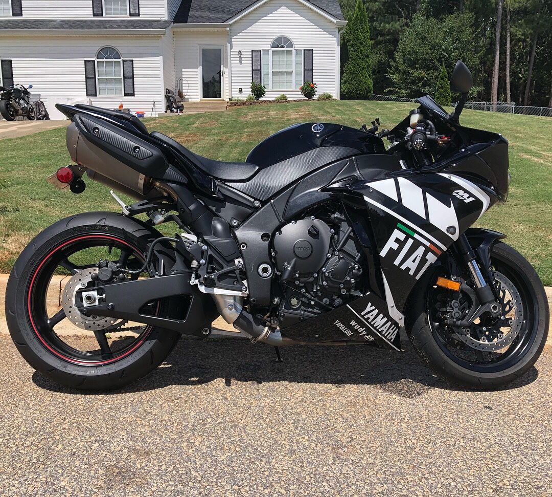 2012 Yamaha R1 Motorcycle