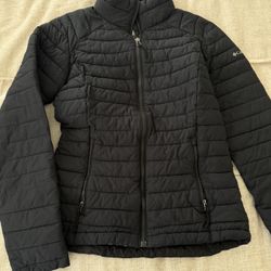Columbia black puffer jacket woman’s size  XS #outdoor #winterwear