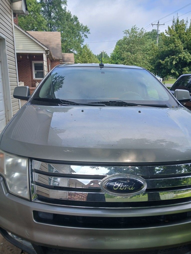 2018 Ford Edge