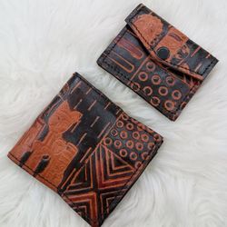 Women's Genuine Leather Wallet With Change Purse.