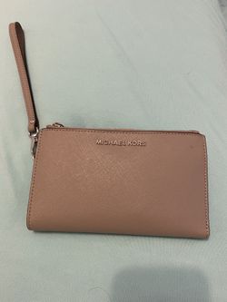Michael Kors Jet Set Travel Wristlet