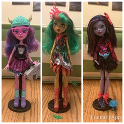 Monster high dolls