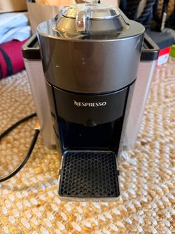 Nespresso Evolou