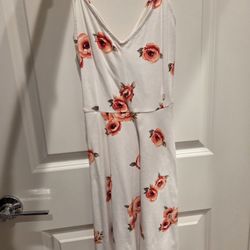Forever 21 White Floral Dress (Small)