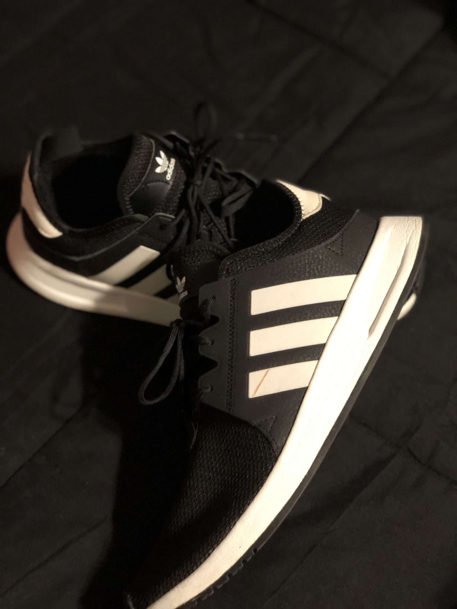 Adidas Size 9 Bulk And White