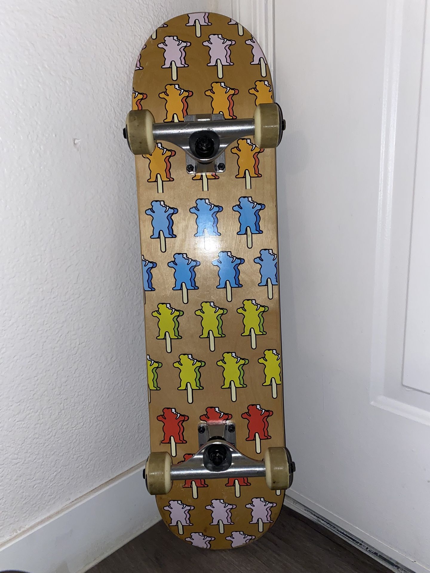 Skateboard - Grizzly