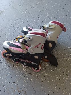 Girls rollerblades with adjustable boot size 5 -, 7.