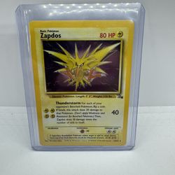 Holographic Zapados Pokémon Card