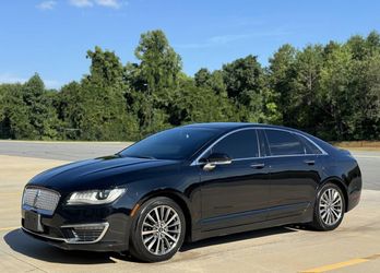 2017 Lincoln MKZ