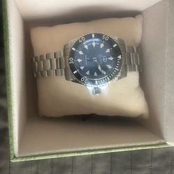 Gucci Dive Watch