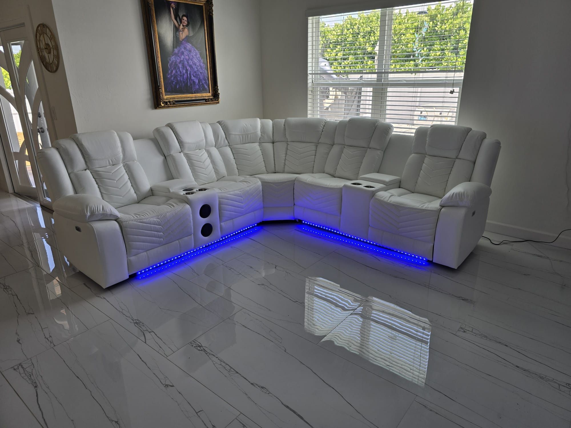✨POWER RECLINING SECTIONAL SOFA WITH LED LIGHTS, SPEAKERS, USB PORTS , CUPHOLDERS AND ARM STORAGE