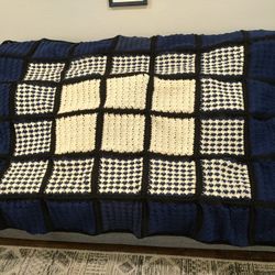 AFGHAN - HOMEMADE