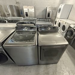 LG washer And Dryer Set “27 ( Lavadora Y Secadora )