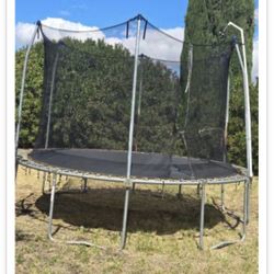 Trampoline 