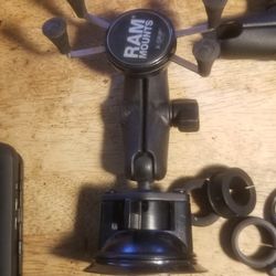 RAM MOUNT X-GRIP SUCTION BASE PHONE HOLDER 
