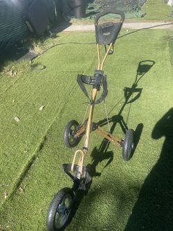 Bag Boy 3 Wheel Golf Push Cart In Great Cond 