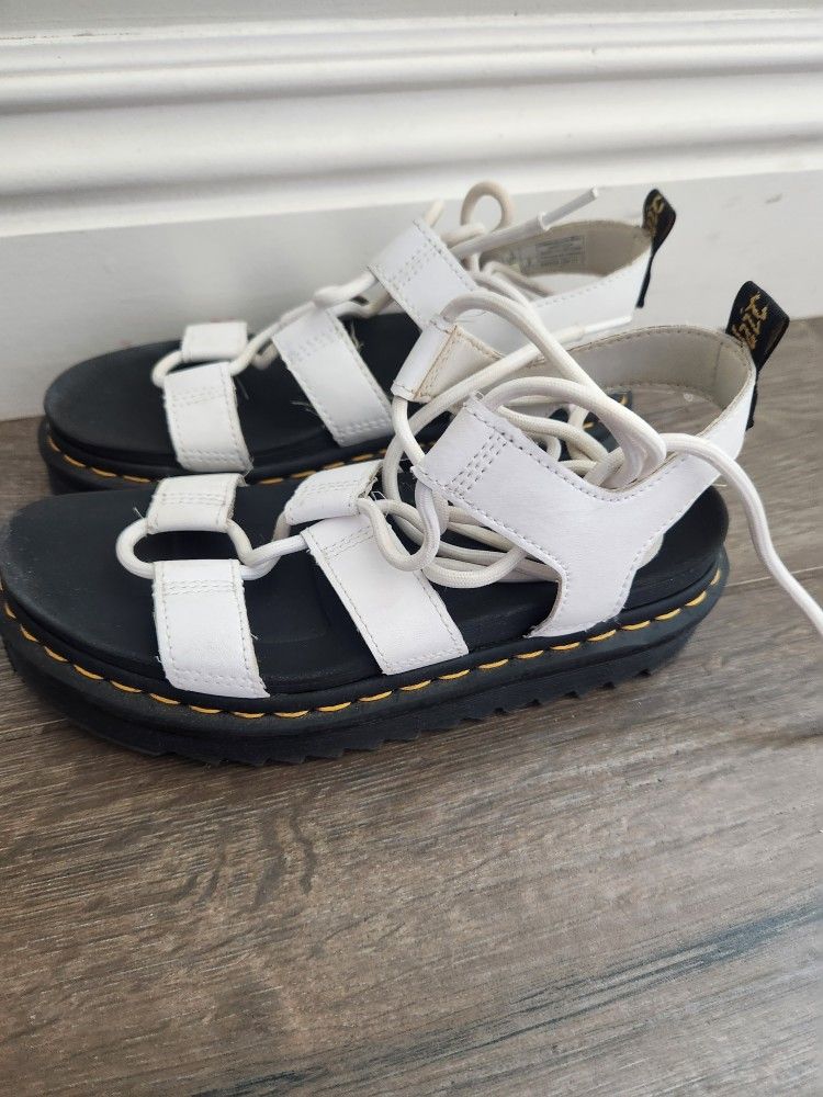 Dr Martin Sandles Size 6