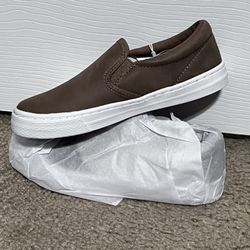Boys Slip on sneakers