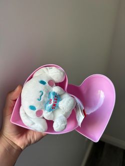 Cinaroll mini vday plush
