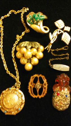 Retro jewelry pieces and locket all for