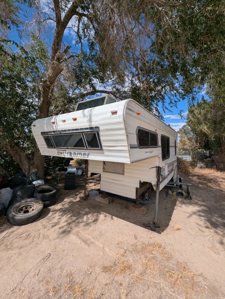Camper