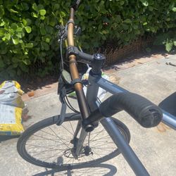 700$ Fuji Bike For 100$