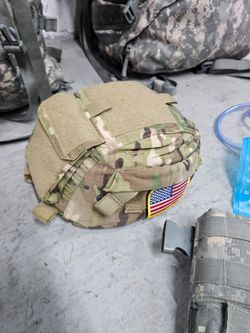 $250 US Military Surplus MOLLE II Rucksacks and ACH Helmet Gear Lots Notsellingseparately 

Durable military surplus gear lot includes two large MOLLE