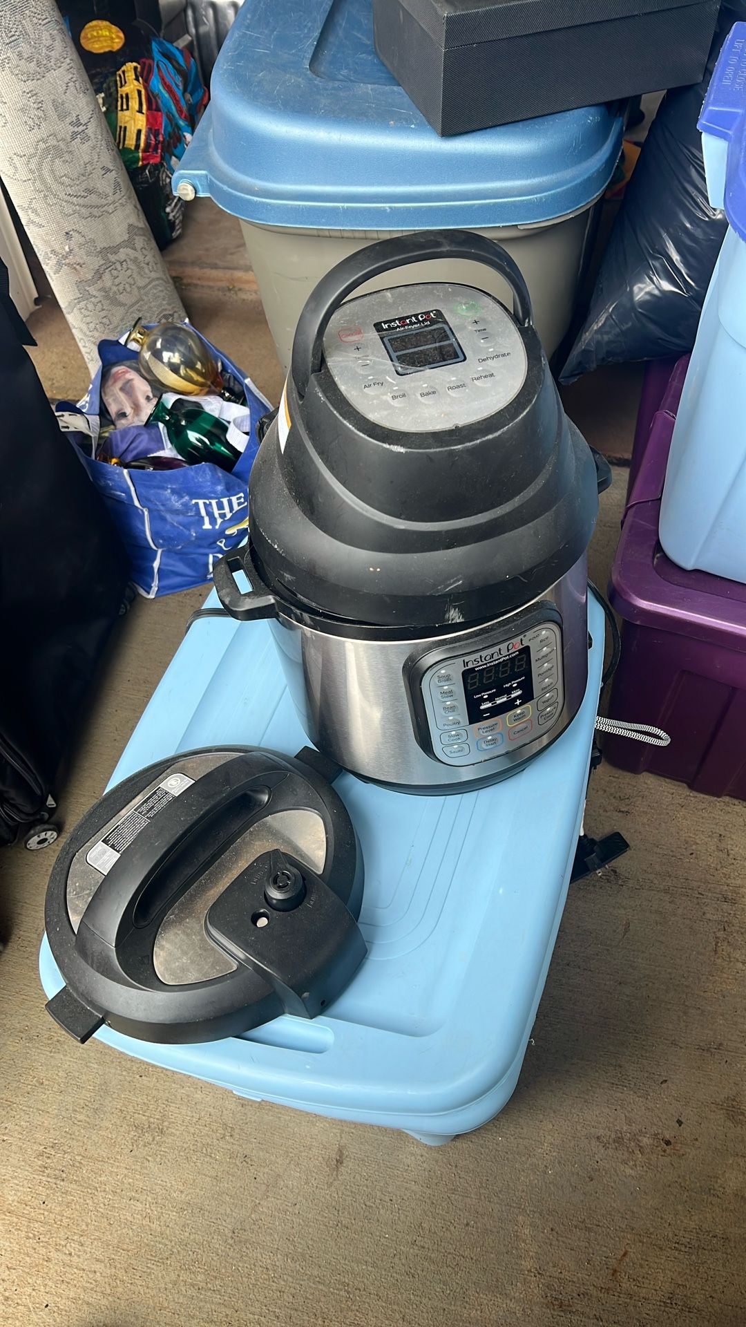 Air Fryer And Presser Cooker Two In One