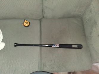 Marucci wooden pro cut baseball bat 33"