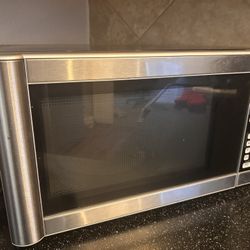 XL Microwave 