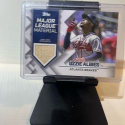 Ozzie Albies Baseball Cards 